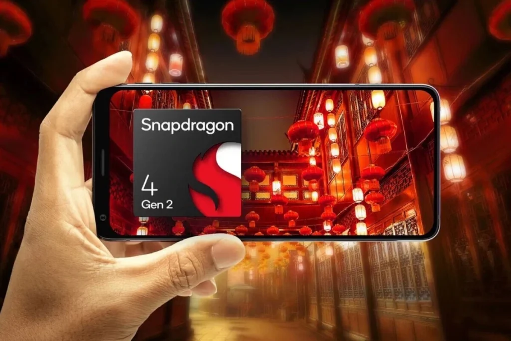 Teléfono móvil mostrando el logotipo del procesador Snapdragon 4 Gen 2 de Qualcomm